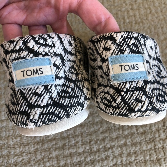 TOMS Alpargata Shoes - Picture 5 of 8